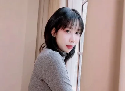 Người thuê nhà dễ thương thuê trọ rồi chịch với chủ nhà